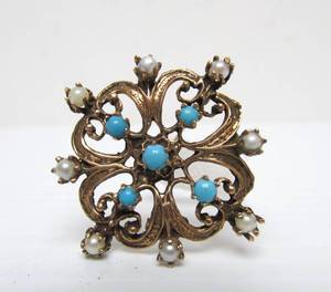 lot 6 image: Antique Victorian 14K Gold Brooch wPearls