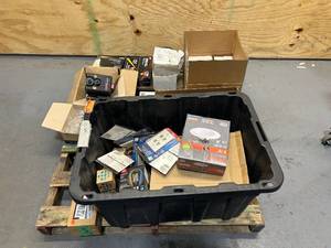 lot 17 image: Mixed Pallet