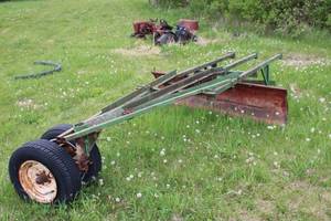 lot 27 image: Heavy-Duty Farm Grader for bobcat with Wheels