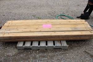 lot 49 image: Lot of 98 Western Red Cedar Wood Planks 8-6 Length