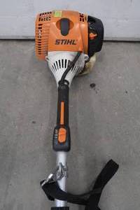 lot 15 image: STIHL WEED WHIP  BRUSHCUTTER