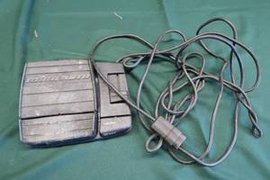 lot 47 image: MINNKOTA TROLLING MOTOR FOOT PEDAL