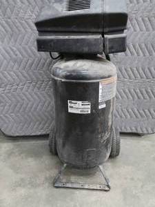 lot 78 image: CRAFTSMAN 175PSI AIR COMPRESSOR AND TANK