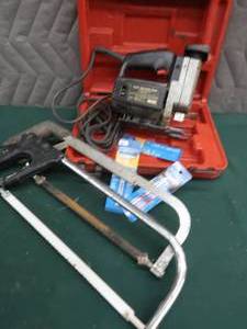 lot 88 image: CRAFTSMAN AUTO SCROLLER SAW AND HAND SAWS
