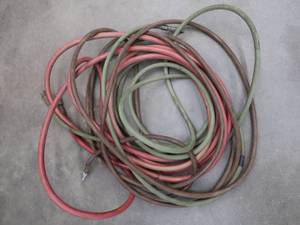 lot 99 image: AIR HOSES