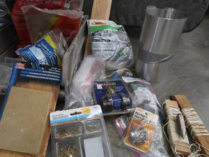 lot 106 image: MISC HARDWARE STORE GOODIES