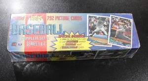 lot 92 image: 1994 Topps Baseball Factory Sealed Complete Set