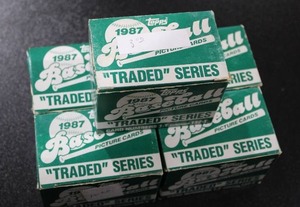 lot 123 image: 1987 Topps Traded Baseball Set Lot  5 Sets  Greg Maddux Rookie