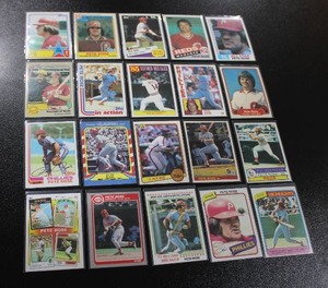 lot 180 image: Pete Rose Baseball Card Lot  20 Different Cards