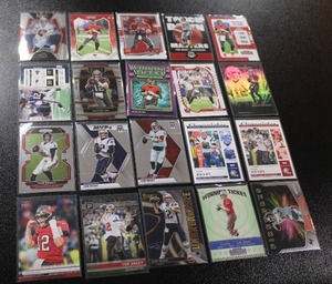 lot 215 image: Tom Brady Football Card Lot  20 Different Cards