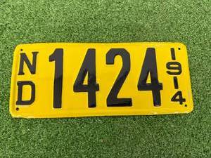 lot 4 image: 1914 ND License Plate - Repaint
