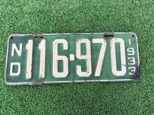 lot 7 image: 1933 ND License Plate