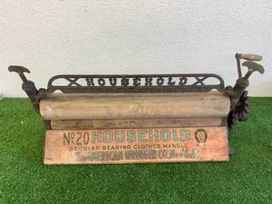 Antique Household #20 Clothes Wringer