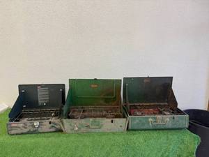 lot 135 image: 3 Coleman Camp Stoves