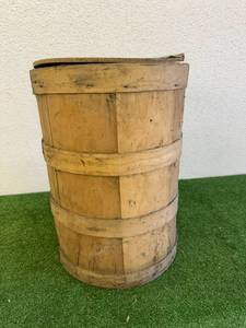 lot 138 image: Wood Coffee Shipping Barrel with Lid