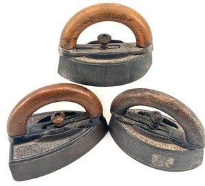 lot 18 image: Set of 3 Vintage Coal Irons with Wooden Handles