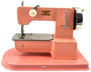 lot 23 image: Vintage Casige Miniature Sewing Machine - Made in West Germany