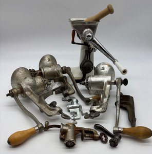 lot 68 image: Collection of Vintage Hand-Crank Meat Grinders