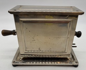 lot 81 image: Vintage Chrome Electric Toaster with Side Levers