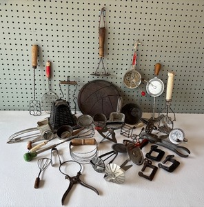 lot 115 image: Collection of Vintage Kitchen Tools and Utensils