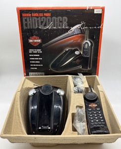 lot 118 image: Uniden EHD1200GR Harley-Davidson 900MHz Cordless Phone