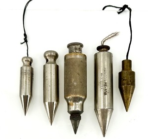 lot 150 image: Set of 5 Vintage Plumb Bobs Assorted Sizes