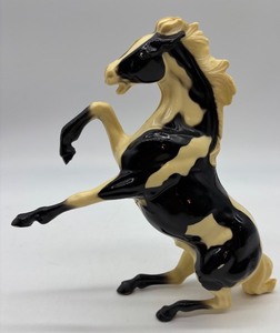 lot 229 image: Black & Cream Breyer Rearing Horse Figurine with Fine Detailing