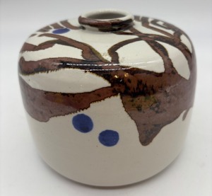 lot 278 image: Handcrafted Ceramic Vase with Abstract Design