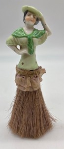 lot 284 image: Vintage 1920s Porcelain Half Doll Figurine WhiskClothes Brush