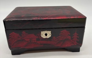 lot 303 image: Vintage Asian Lacquered Jewelry Box with Scenic Design