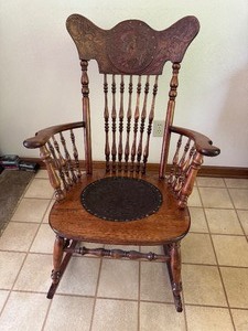 lot 4 image: Antique Oak Press Back Rocker