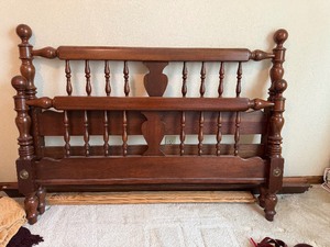 lot 10 image: Ethan Allan Cherry Wood Headboard - Size Full