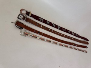 lot 21 image: Vintage Unique Size Small Belts
