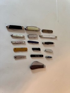 lot 36 image: Vintage Pocket Knifes