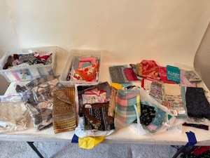 lot 46 image: HUGE Lot of Scarves