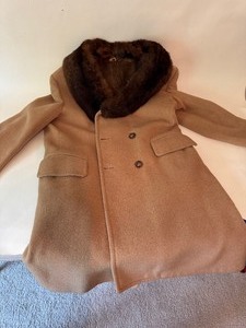 lot 54 image: Zero King Coat Mens 40 Vintage Union Made With Fur Collar Long Designs Lined