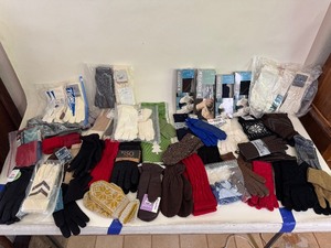 lot 100 image: Vintage Brand New Gloves and Used