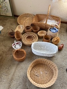 lot 105 image: HUGE Lot of Baskets