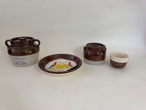 lot 117 image: Lot of Vintage Stoneware