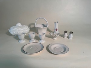 lot 67 image: Lot of Vintage White Items Including Fenton Hobnail