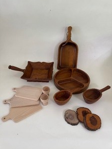 lot 86 image: Lot of Wooden Items