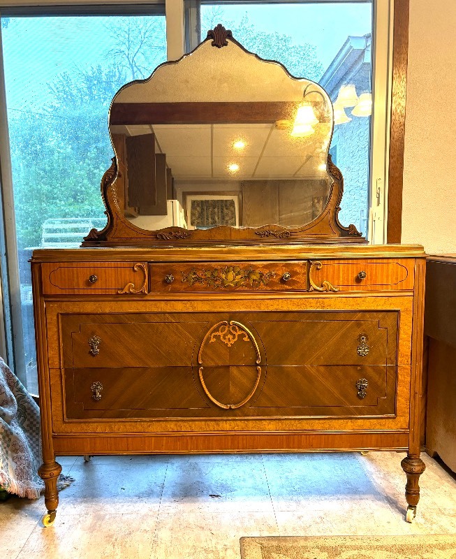 Vintage Joerns Brothers Furniture Dresser with Mirror for Sale in  Richfield, MN | Online Auction | K-BID