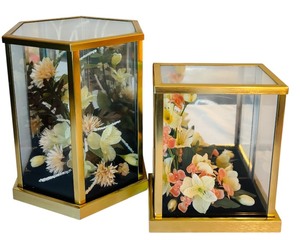 lot 88 image: Beautiful Faux Floral Table Top Displays