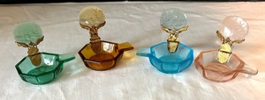 lot 22 image: Four Vintage Czech Glass Intaglio Open Salt Cellars