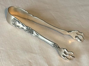 lot 26 image: Gorham Buttercup Sterling Silver Relish Tongs