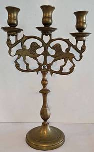 lot 43 image: Vintage Lion of Judah 3-Arm Sabbath Candelabra