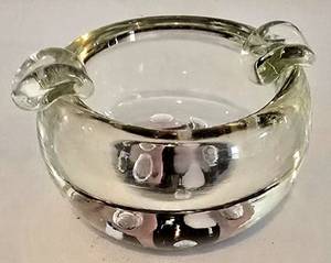 lot 48 image: Studio Art Vintage Glass Ashtray