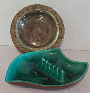 lot 55 image: Beautifully Glazed MCM Sequoia Ware Ashtray & More