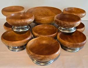 lot 59 image: Vintage Hellerware Salad Set with Chrome Bases