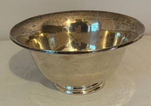 lot 135 image: Vintage Hand Wrought Sterling Silver Bowl